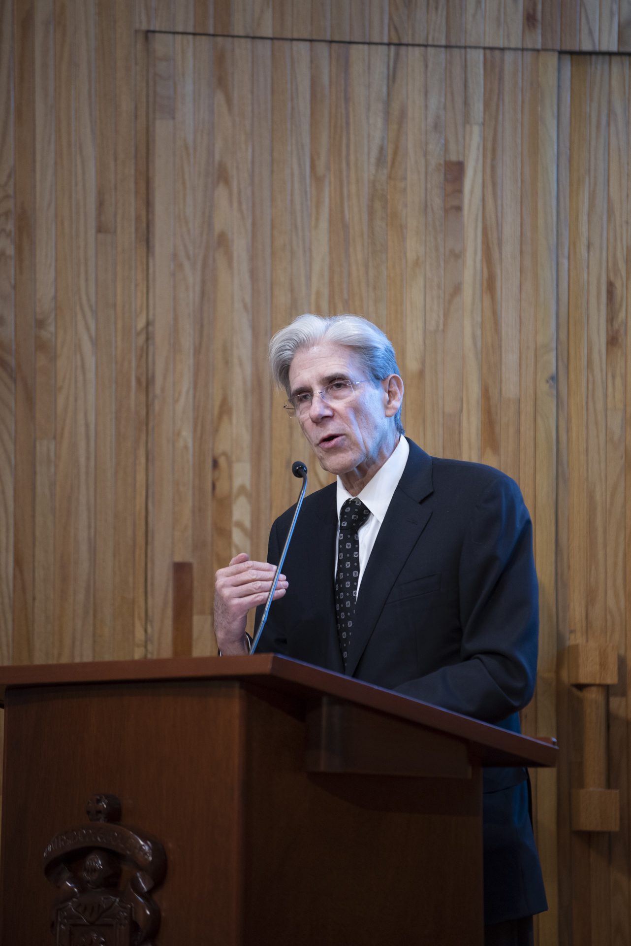 Julio Frenk Mora CÁTEDRA LATINOAMERICANA JULIO CORTÁZAR